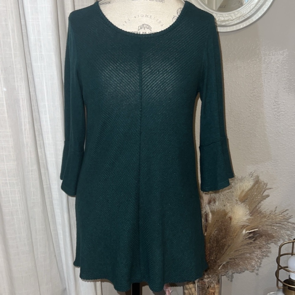 Apt 9 emerald dark green longsleeve flared sleeves ribbed lightweight sweater  M - Picture 4 of 13